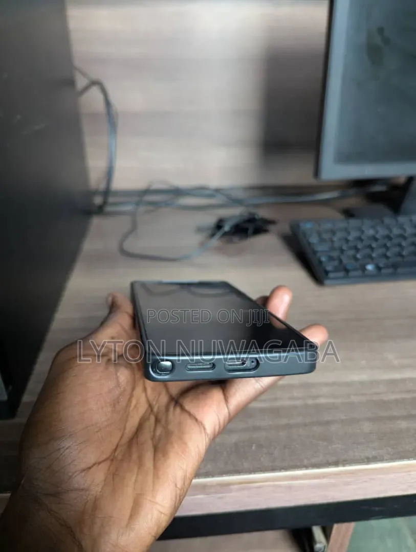 Mobile Phone 128 GB Black