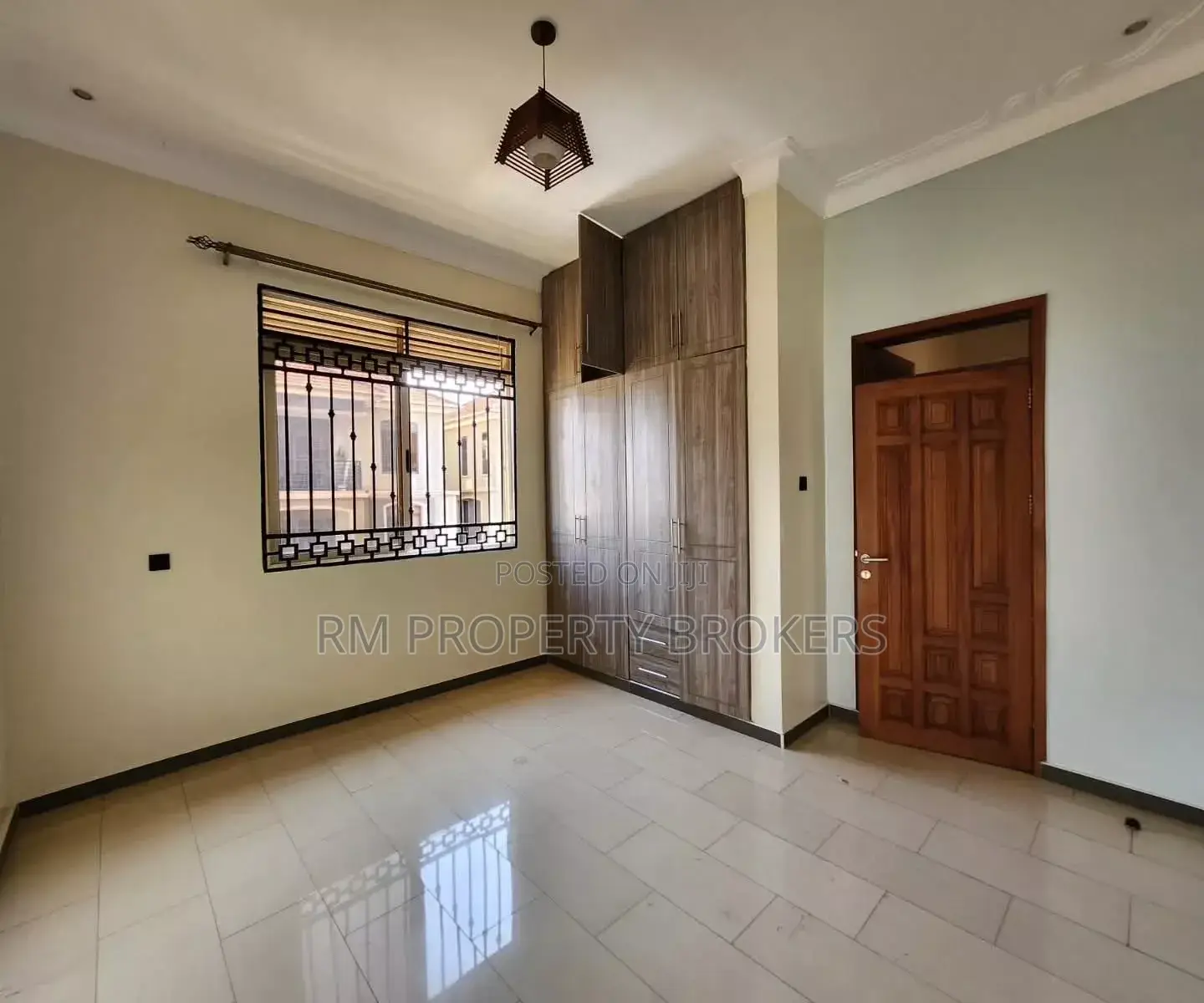 3bdrm Apartment in Bunga, Central Division for rent