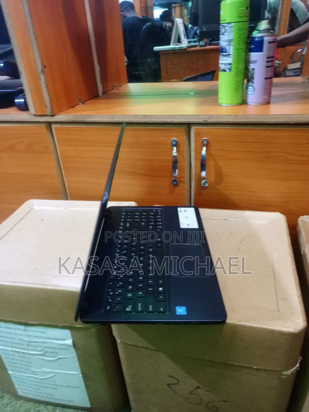 Laptop Asus X540LA 4GB Intel Celeron SSD 320GB