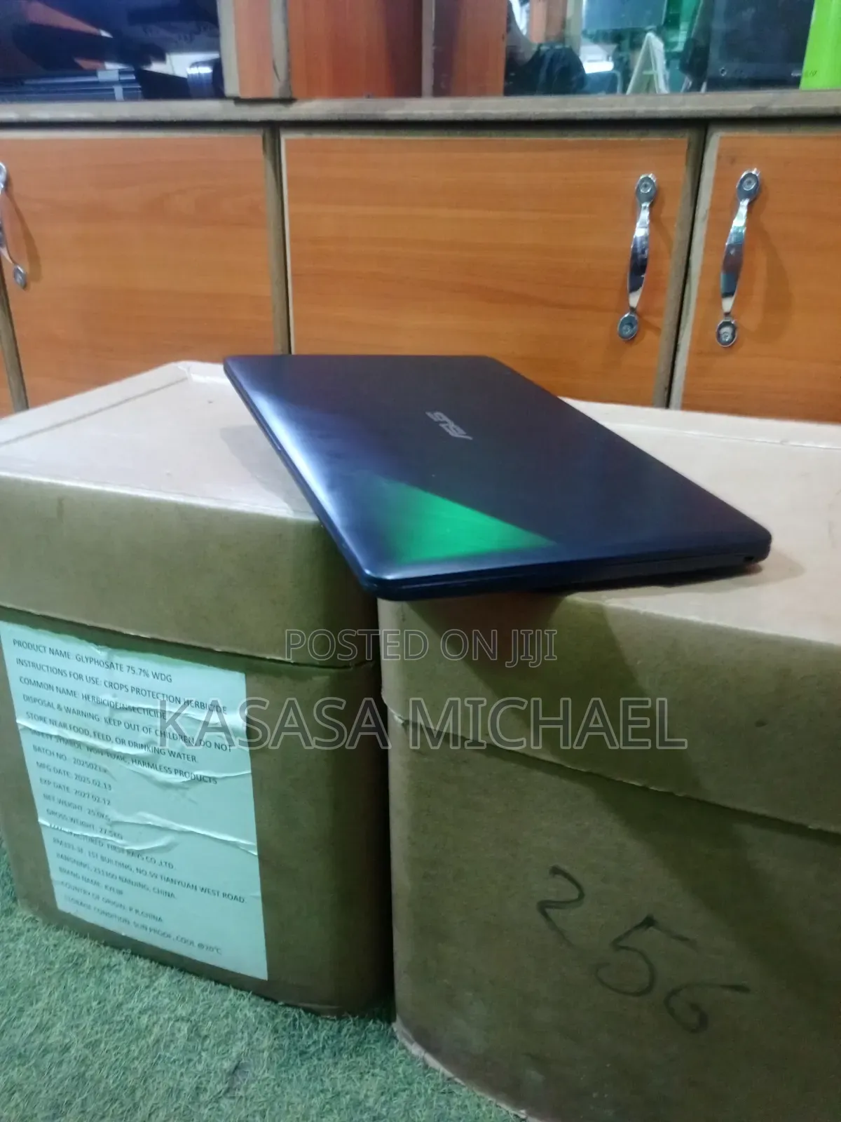 Laptop Asus X540LA 4GB Intel Celeron SSD 320GB