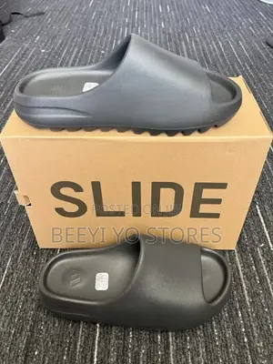 Yizzy Slides Sandals