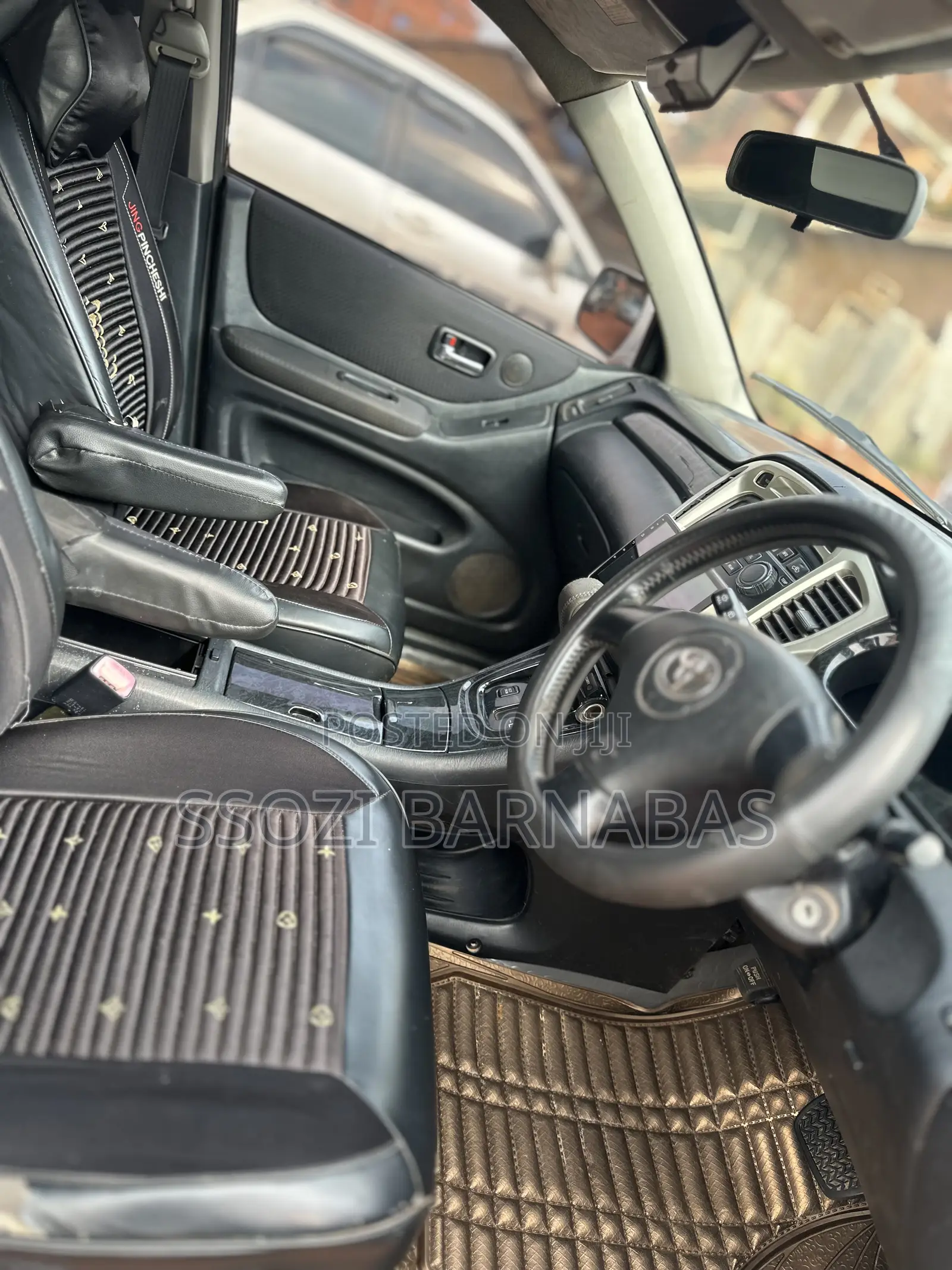 Toyota Kluger 2005 White