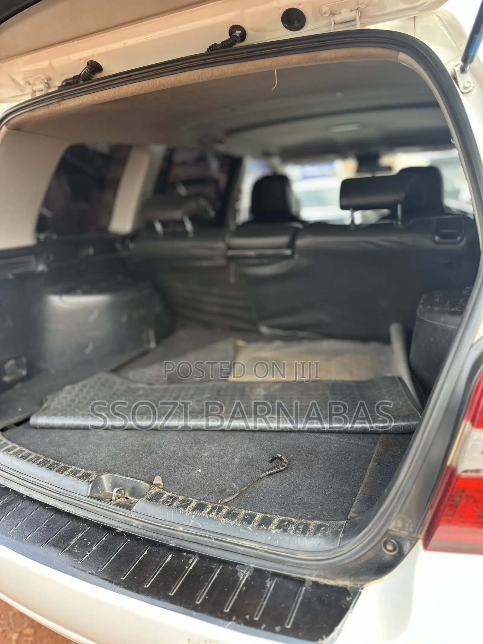 Toyota Kluger 2005 White