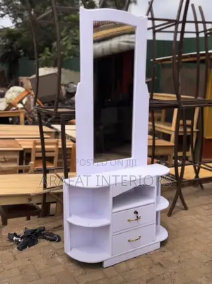 Movable Dressing Mirror