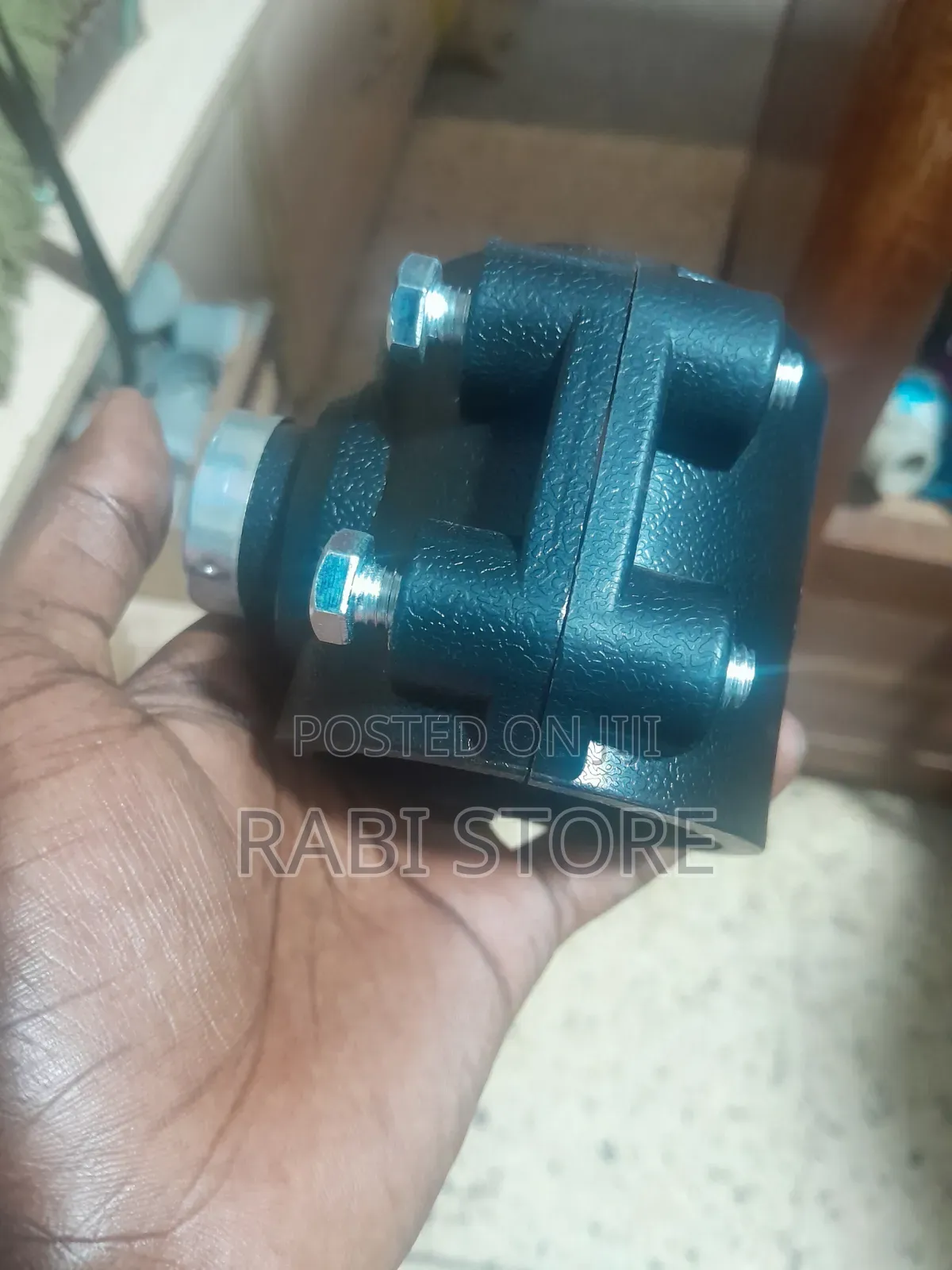Cramp 2inch By 1/2 Inch , Half Inch