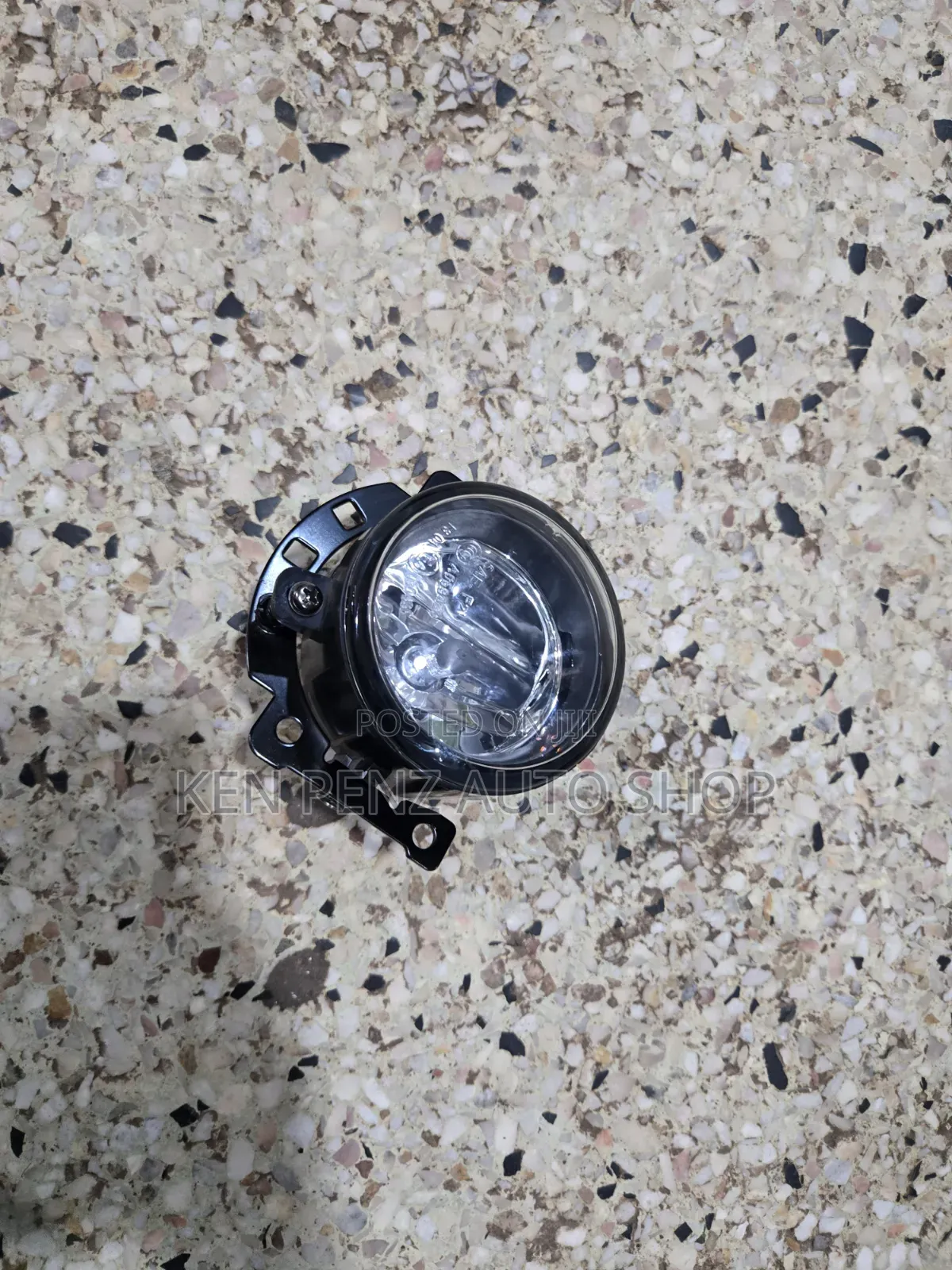 Mitsubishi Pajero Spot Foglights/ Spotlight