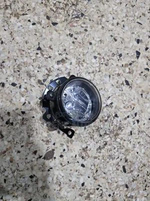 Mitsubishi Pajero Spot Foglights/ Spotlight