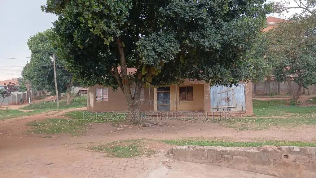 Kikaya Off Bahai Road Plot for Sale