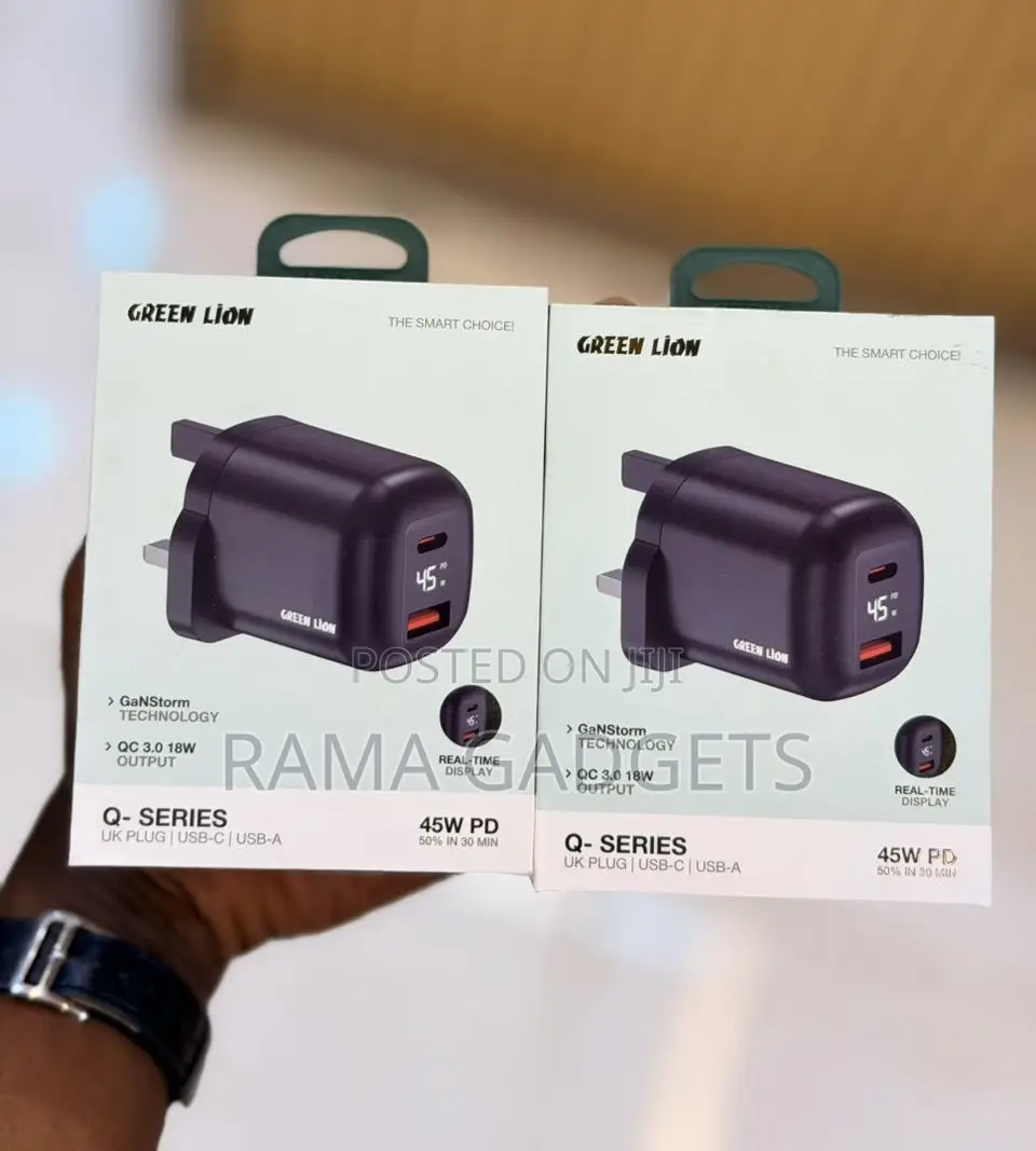 Green Lion Q-Series Charger Uk Plug Both Usb-C and Usb-a Ports.