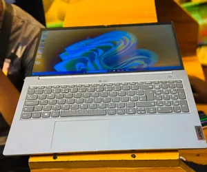 Laptop Lenovo ThinkBook 15s Gen 2 16GB Intel Core i7 SSD 512GB