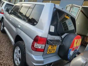 Mitsubishi Pajero 2007 Silver