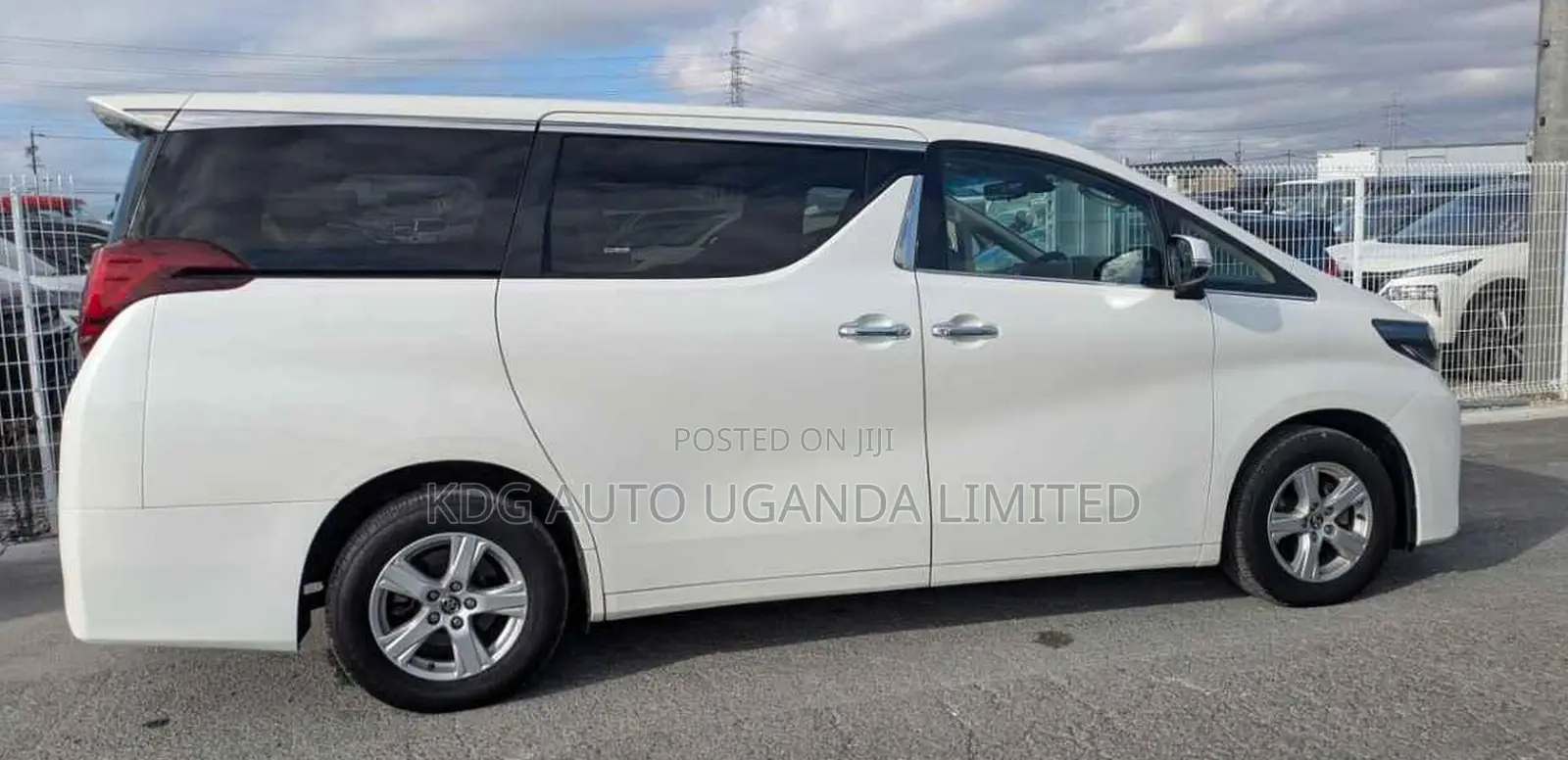 Toyota Alphard 2.5 Petrol AWD 2018 White