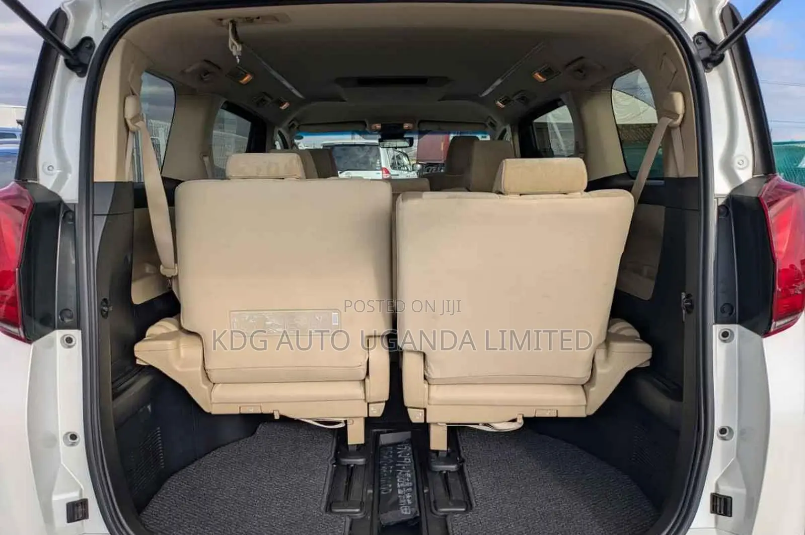 Toyota Alphard 2.5 Petrol AWD 2018 White