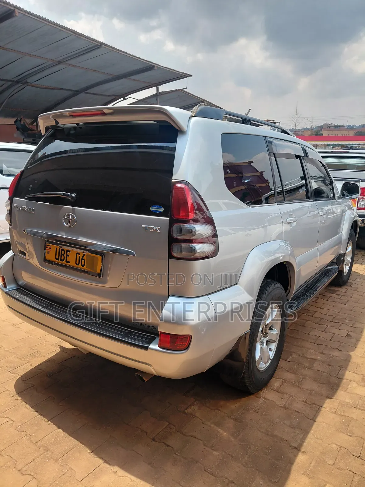 Toyota Land Cruiser Prado 2005 Silver