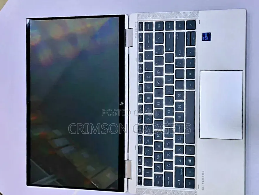 New Laptop HP EliteBook 1040 G8 16GB Intel Core i7 SSD 512GB