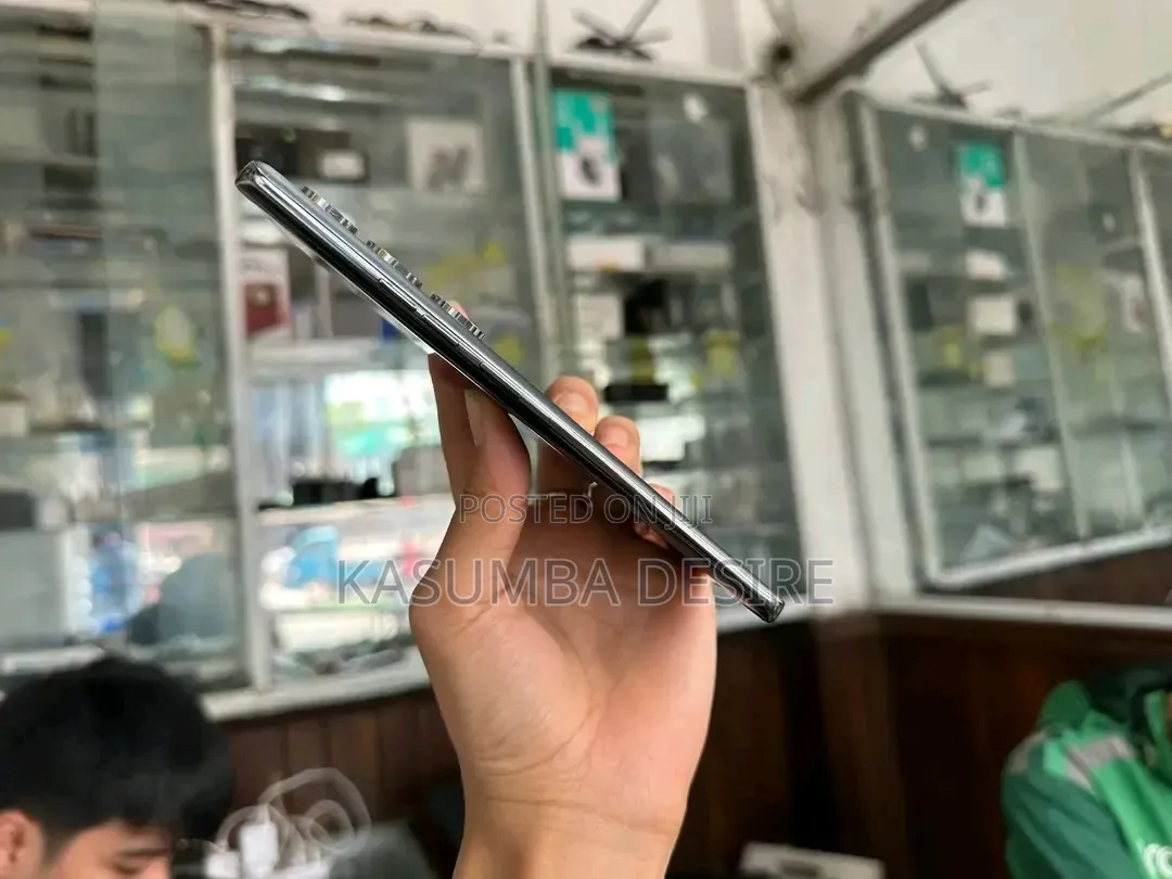 New Tecno Camon 40 Pro 5G 256 GB Black