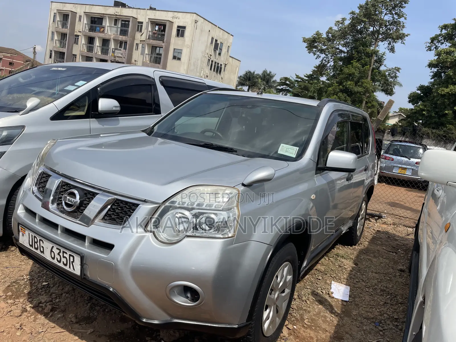 Nissan X-Trail 2010 Silver