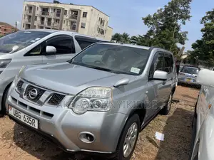 Nissan X-Trail 2010 Silver
