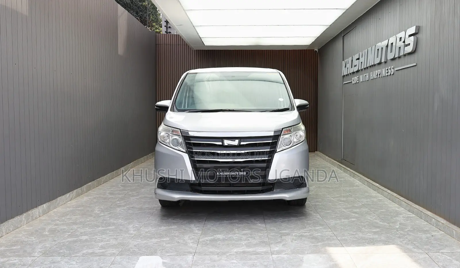 Toyota Noah 2.0 FWD (7 Seater) 2016 Silver