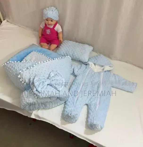Baby Layette Swaddle Set With Cozy Nest