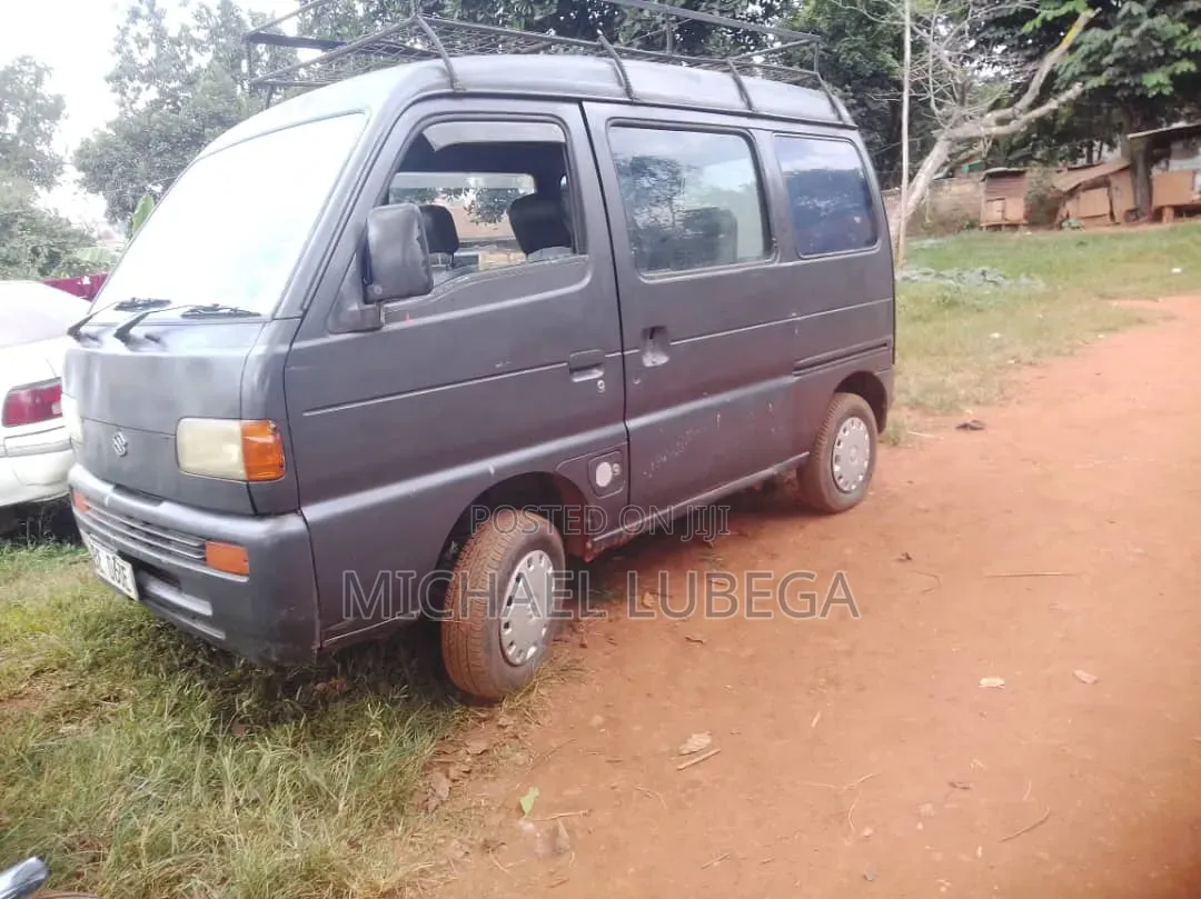 Suzuki Super Carry 2010 Black