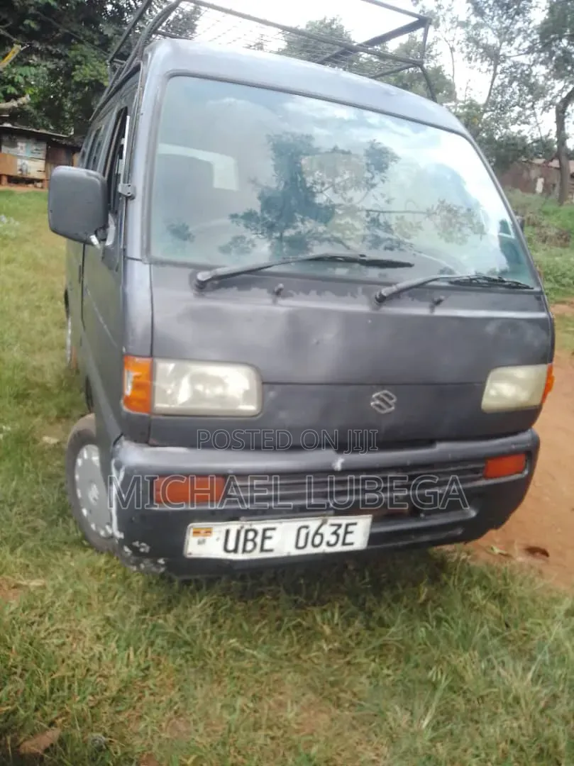 Suzuki Super Carry 2010 Black