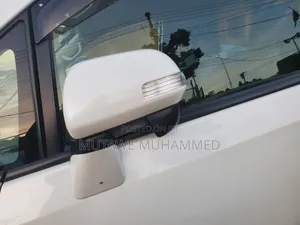 Toyota Noah 2011 Silver