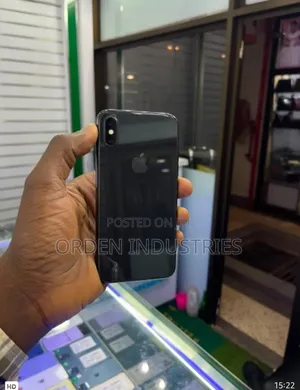 Apple iPhone X 64 GB Black