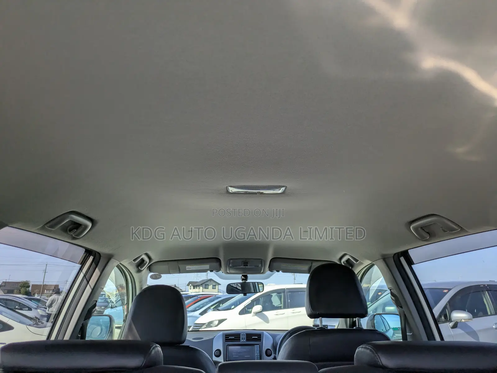 Toyota Vanguard 2011