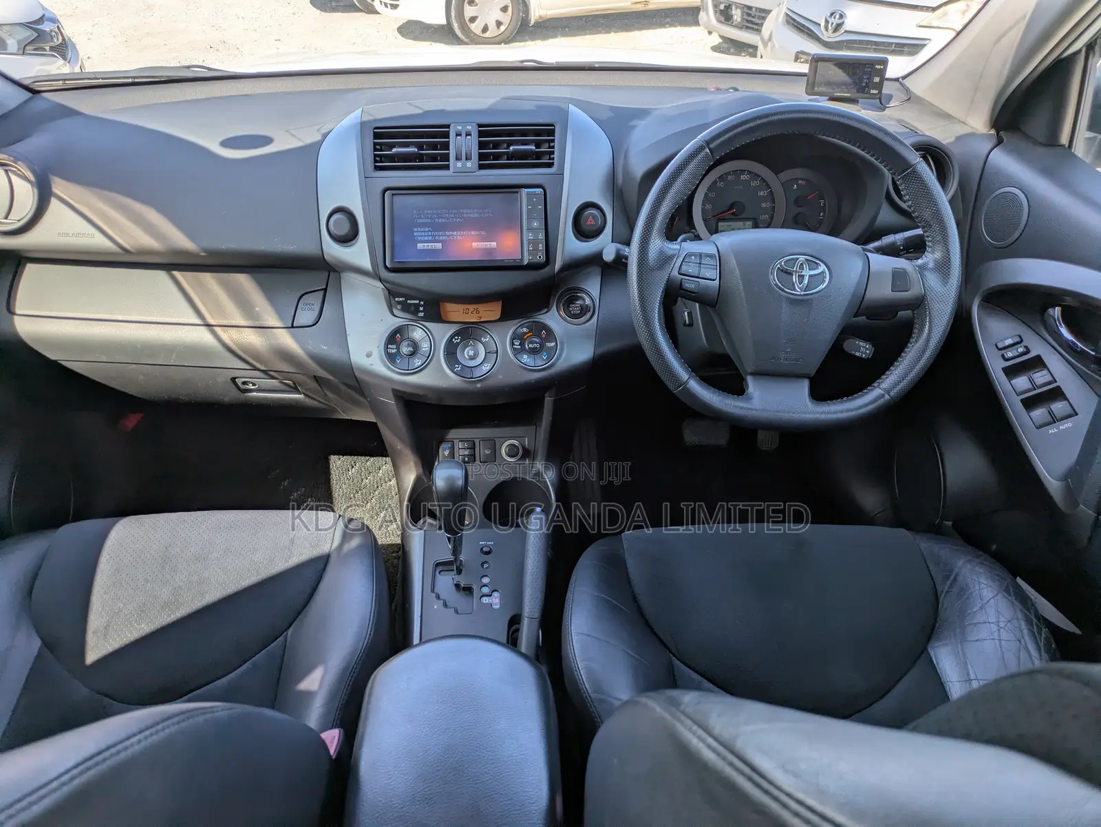 Toyota Vanguard 2011