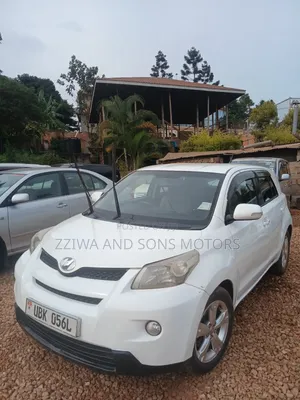 Toyota IST 2015 White