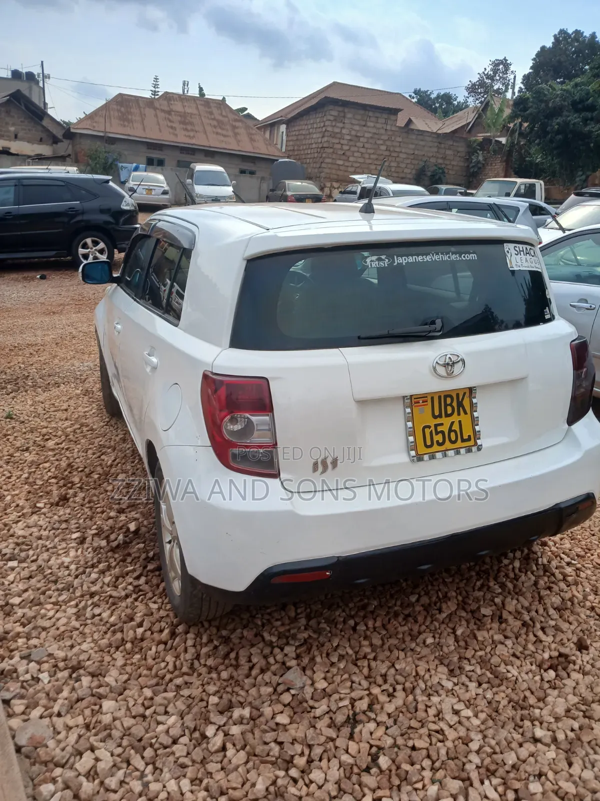 Toyota IST 2015 White