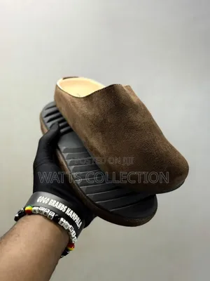 Plain Clogs