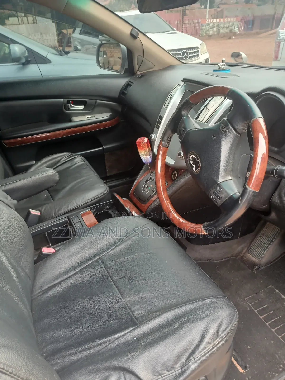 Toyota Harrier 2010 Silver