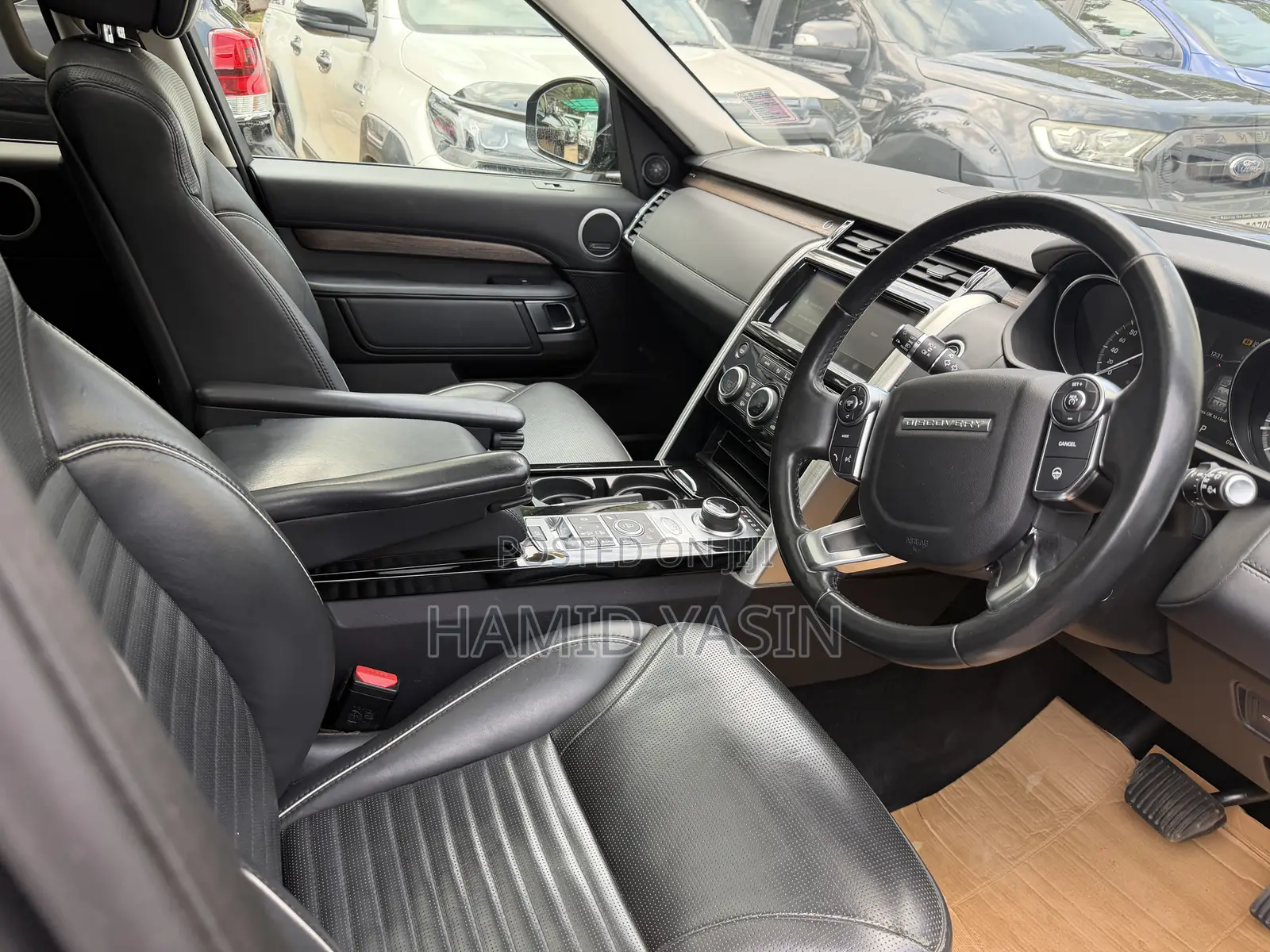 Land Rover Discovery 2018 Gray