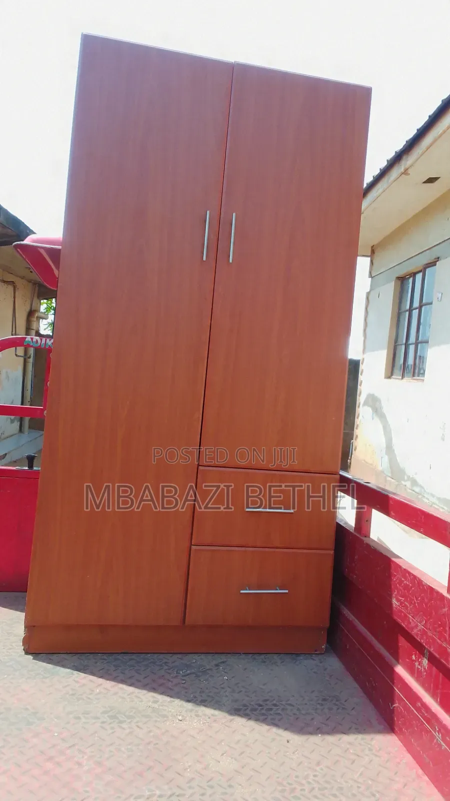 Used / Second Hand Wardrobe in State Up for Sale