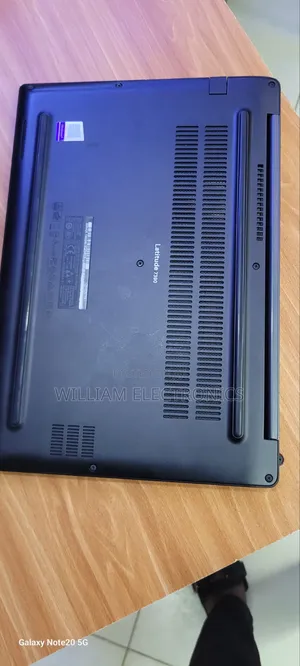 New Laptop Dell Latitude 7390 8GB Intel Core i5 SSD 256GB