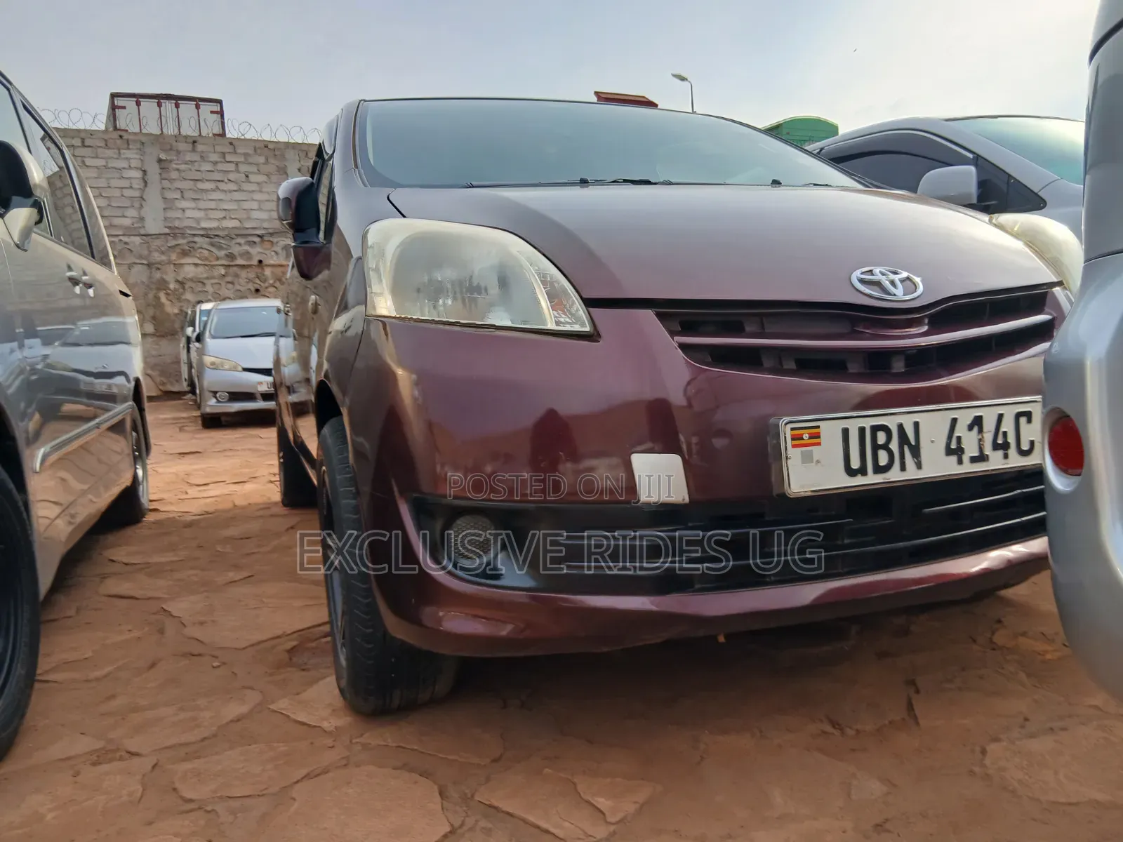 Toyota Passo Sette 1.5 AWD 2011 Maroon