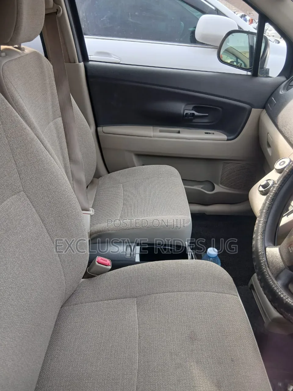 Toyota Passo Sette 1.5 AWD 2011 Maroon
