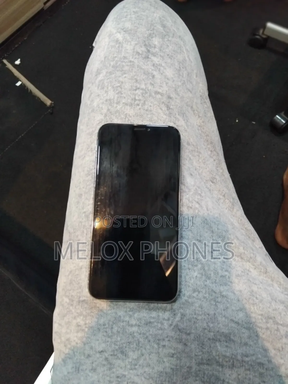 New Apple iPhone XR 64 GB White
