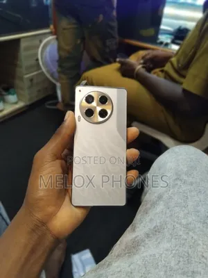 New Tecno Camon 50 256 GB Silver