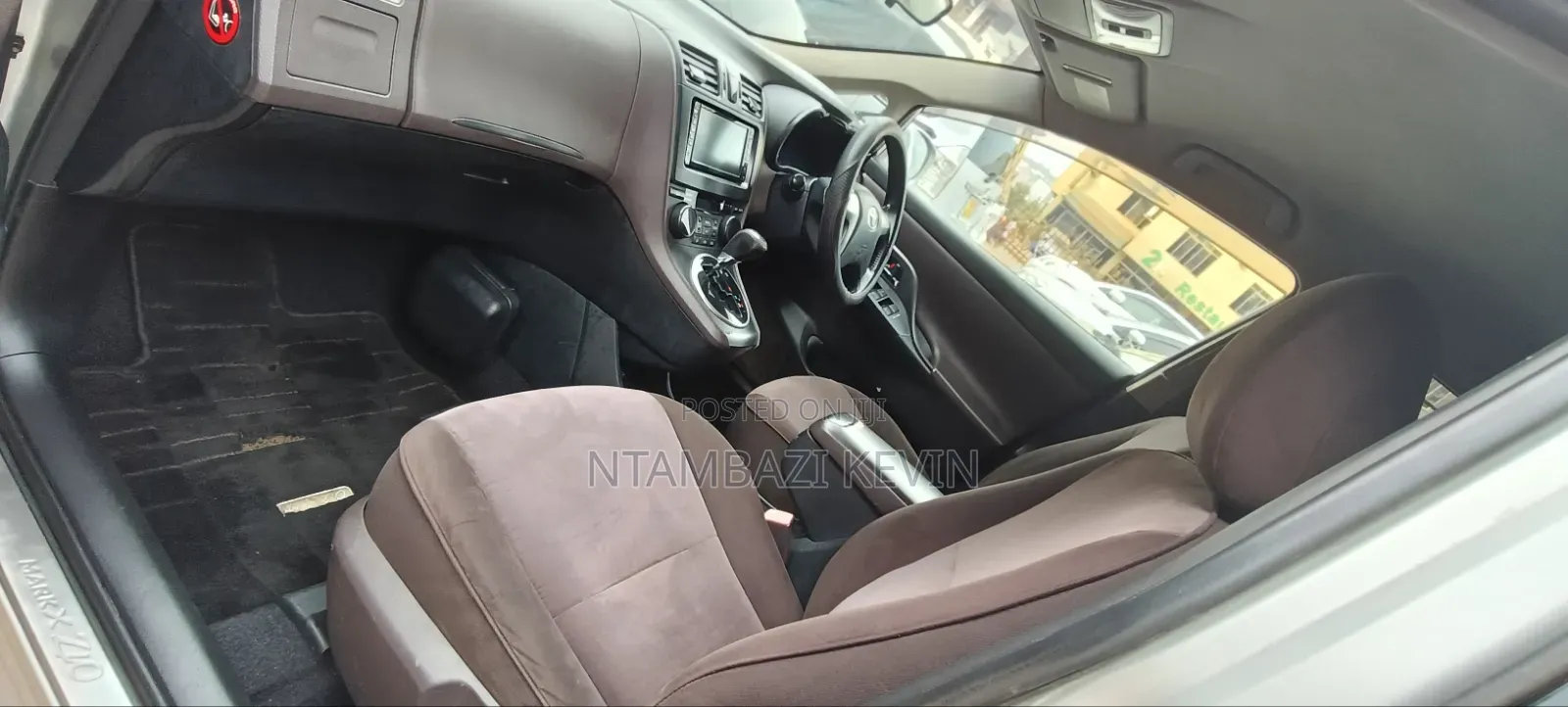 Toyota Mark X Zio 2007 Silver