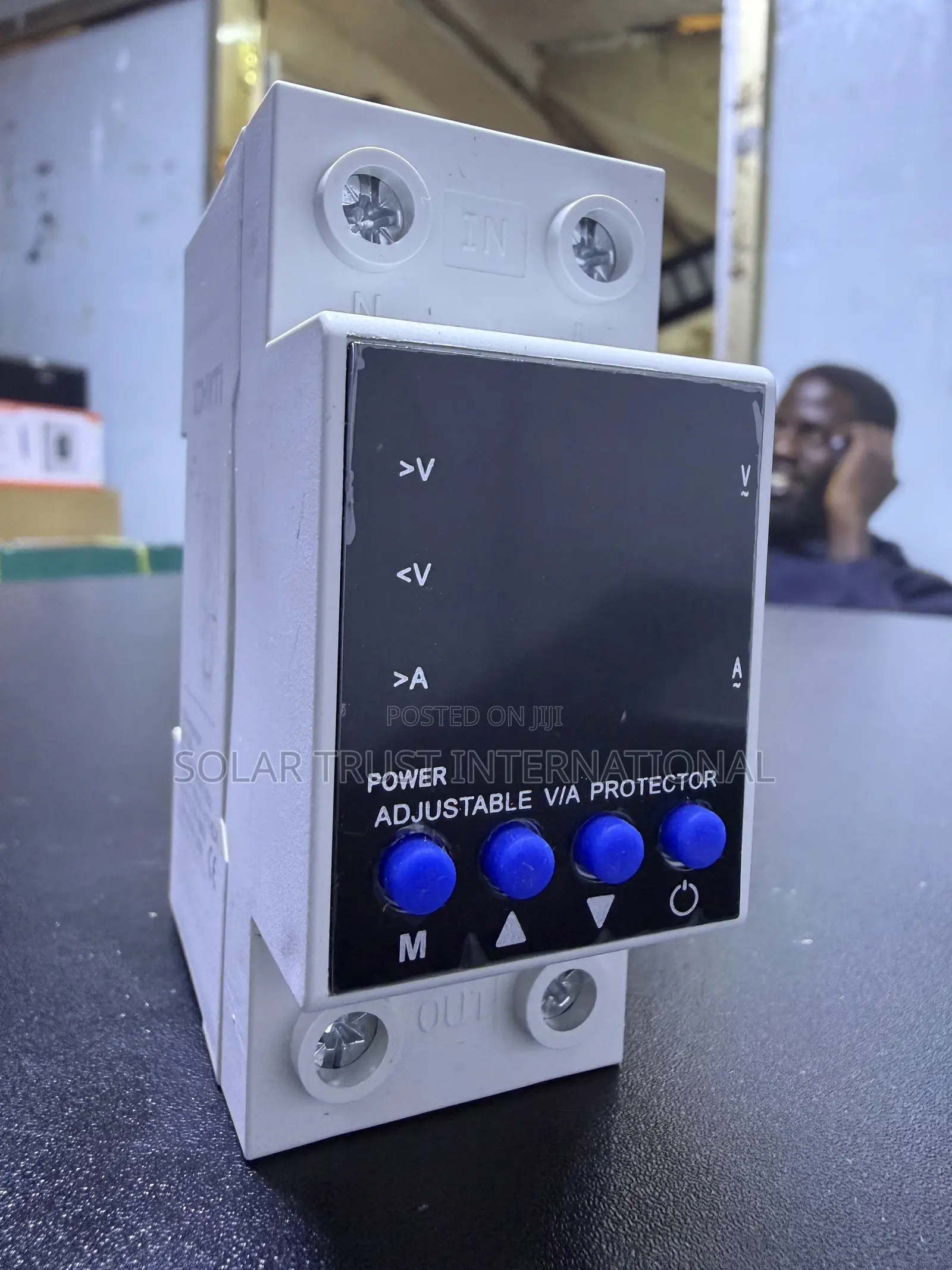 Phase Monitor/Voltage Protector