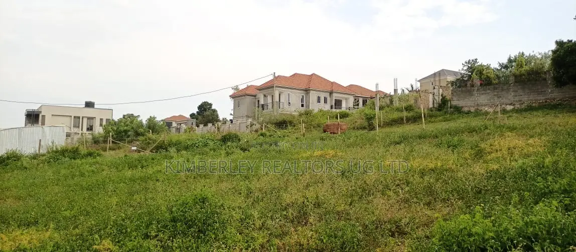 Quick Sale Plots for Sale – Kira Nsasa (New Tarmac)