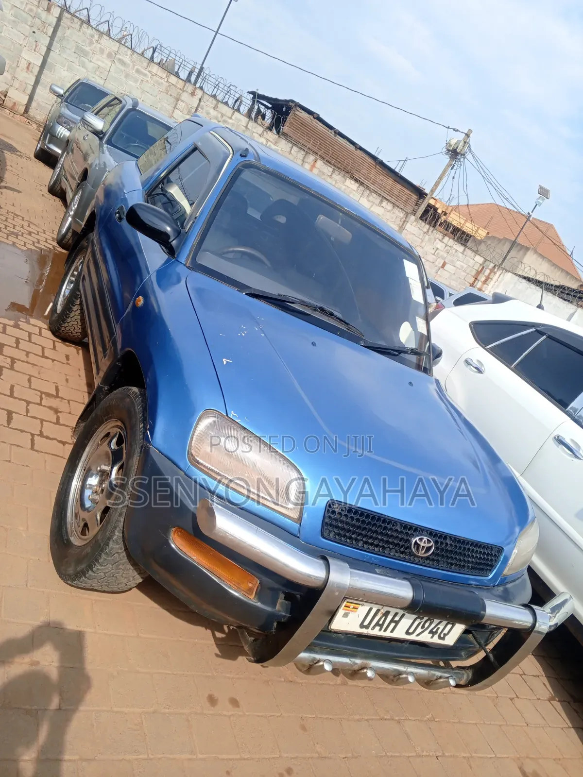 Toyota RAV4 Cabriolet 1998 Blue