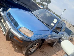 Toyota RAV4 Cabriolet 1998 Blue