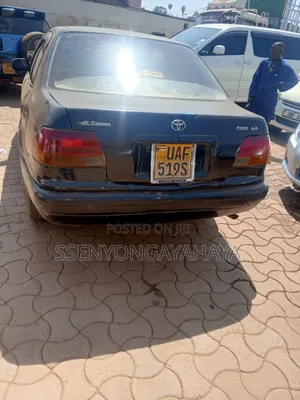 Toyota Corolla 1998 Green