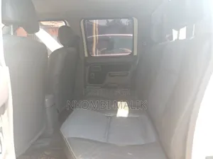 Nissan NP300 2013 White