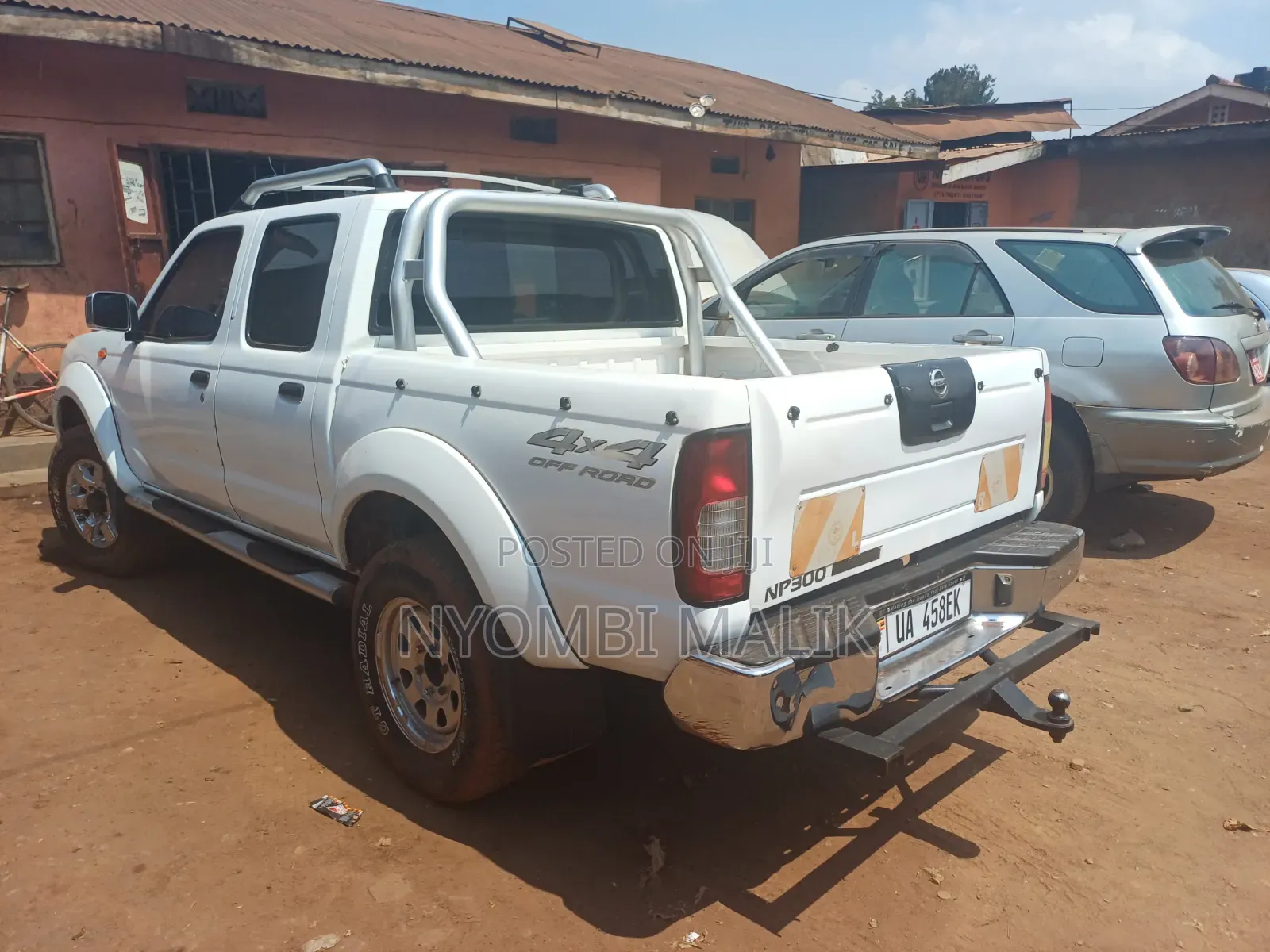 Nissan NP300 2013 White
