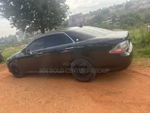 Toyota Crown 2010 Black